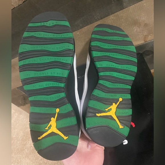 Jordan Retro 10 “Seattle” - Picture 5 of 6